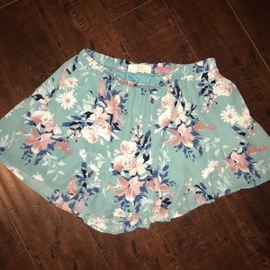 Boutique floral shorts